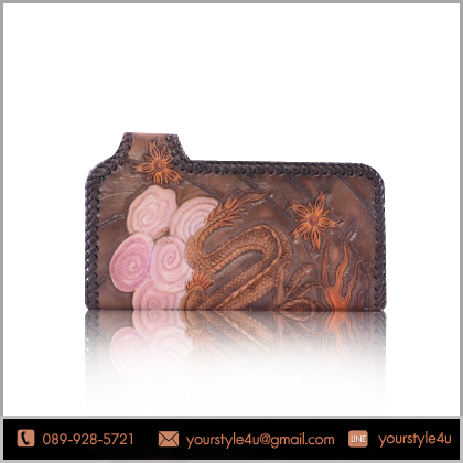 กระเป๋าสตางค์หนังแท้ ลายมังกร งาน Handmade 100 % ผลิตโดยช่างมืออาชีพ